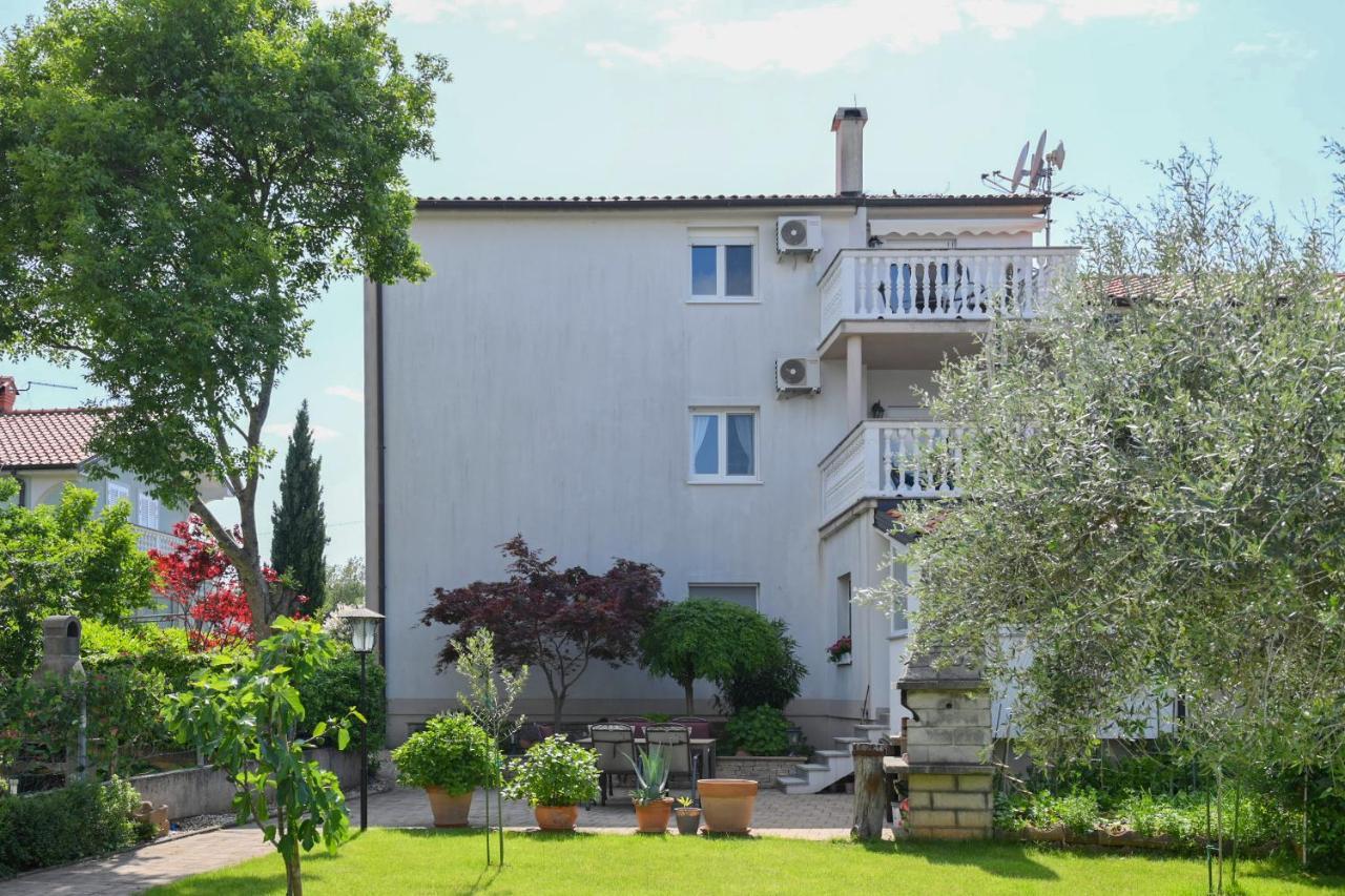 Apartments Basic Sveti Anton 88 Malinska Bagian luar foto
